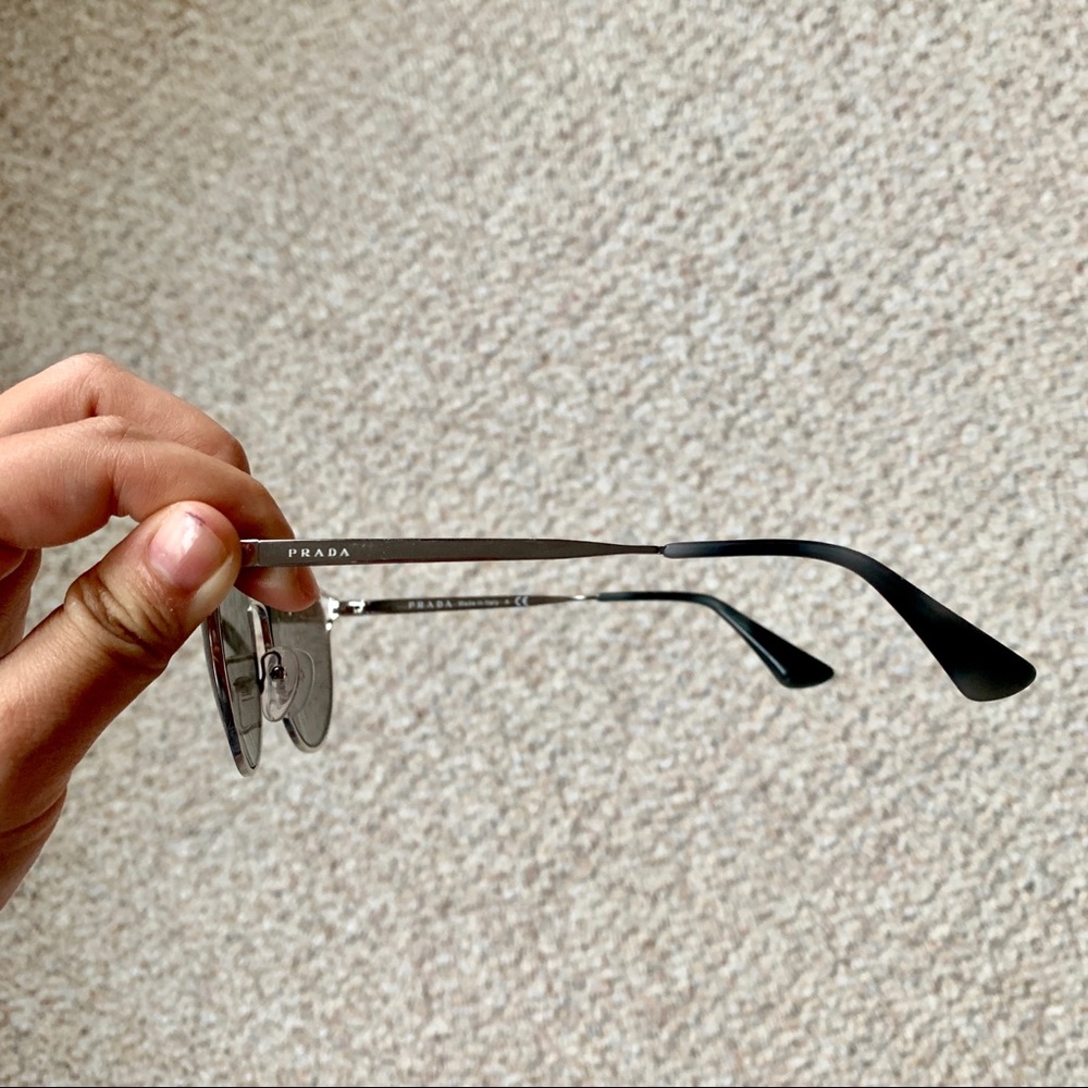 Stylish Prada Sunglasses - Picture 5 of 5